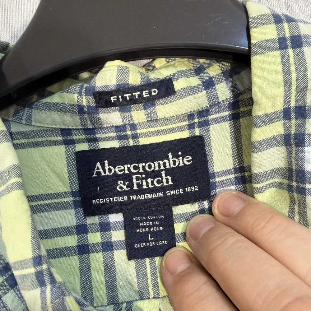 vintage abercrombie and fitch Short Sleeve Button Up Plaid Green Shirt‎ FITTED L